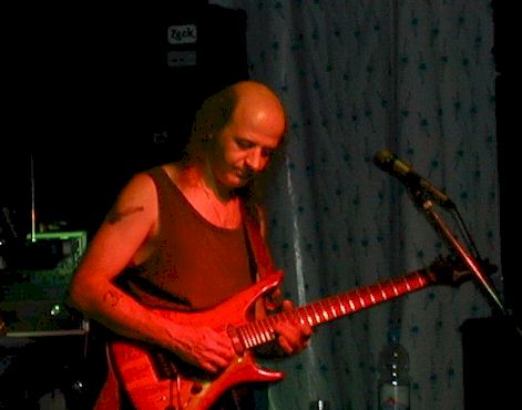 jo1.jpg (25022 bytes)